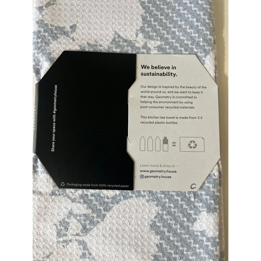 Geometry Kitchen Tea Towels Florals Blue White‎ NWT